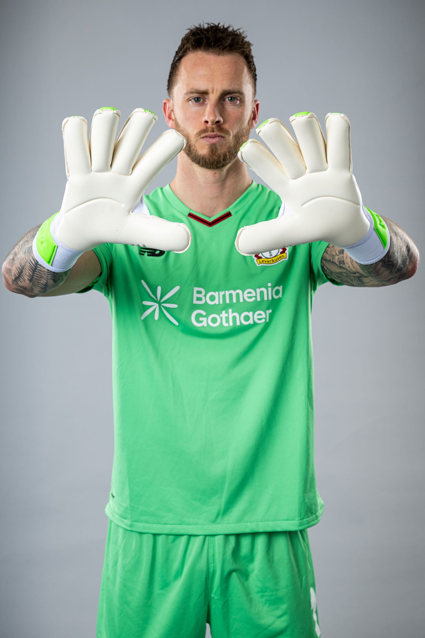 Profi Border Green Goalkeeper Gloves