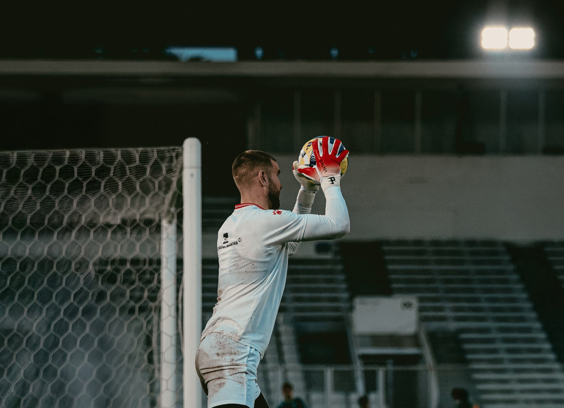 Maarten Paes launches exclusive Paes Tembok gloves