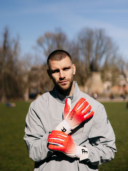 Paes Tembok Goalkeeper Gloves